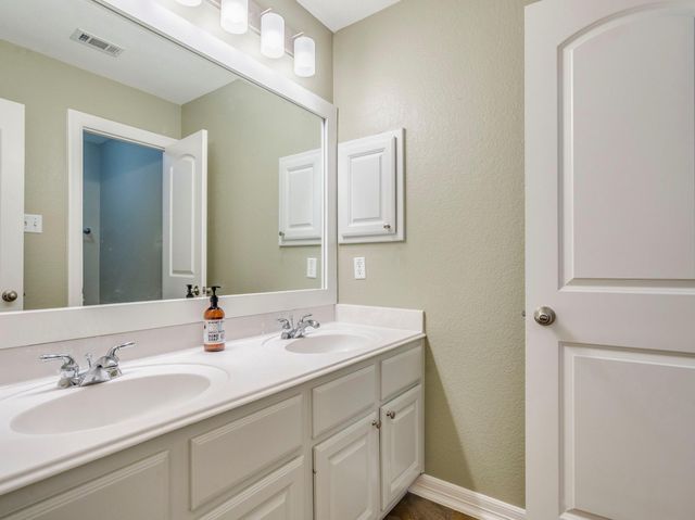 321 Calistoga CT, Austin, TX 78732