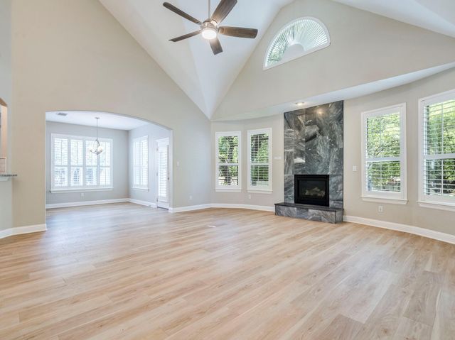 321 Calistoga CT, Austin, TX 78732