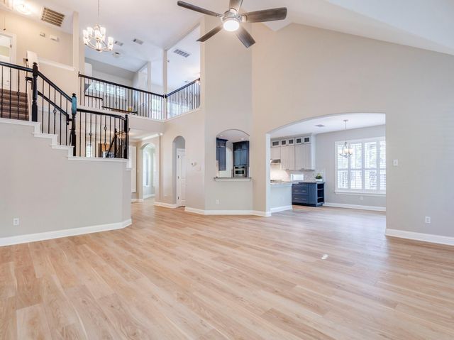 321 Calistoga CT, Austin, TX 78732