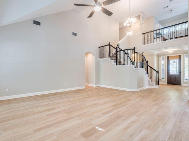 321 Calistoga CT, Austin, TX 78732