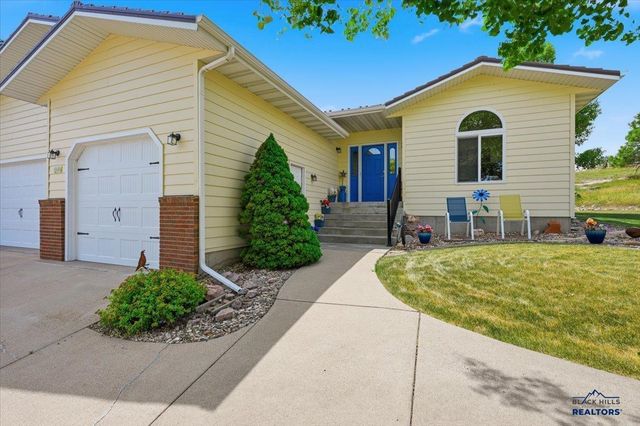 1427 W CHARLES, Spearfish, SD 57783