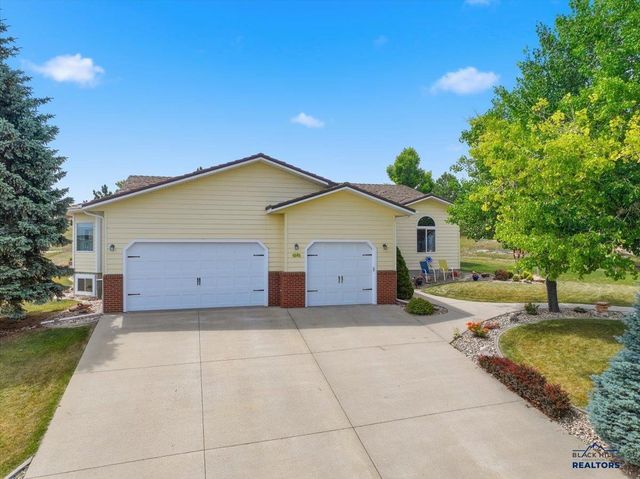 1427 W CHARLES, Spearfish, SD 57783