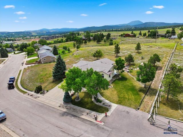 1427 W CHARLES, Spearfish, SD 57783