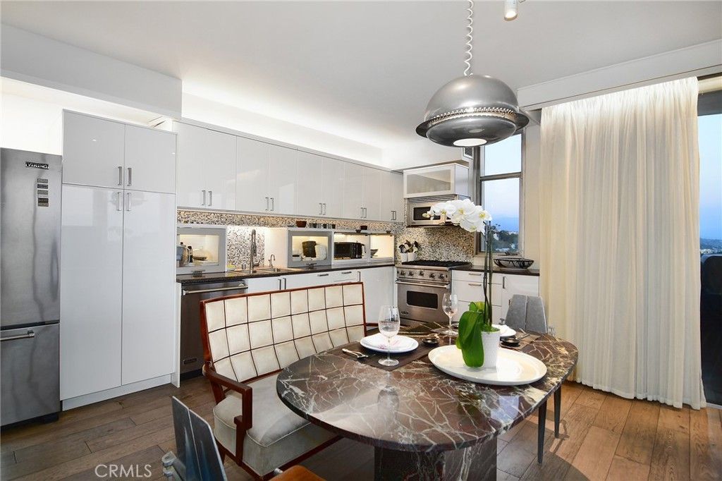 Image 13 of property listing at 4411 Los Feliz Boulevard 1007, Los Angeles, CA 90027