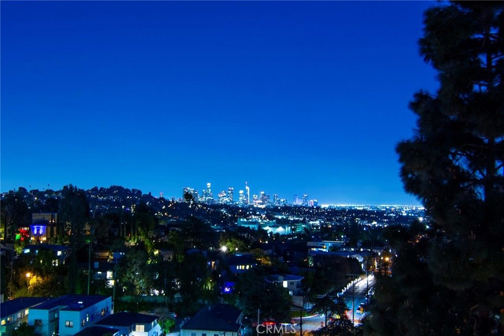Image 21 of property listing at 4411 Los Feliz Boulevard 1007, Los Angeles, CA 90027