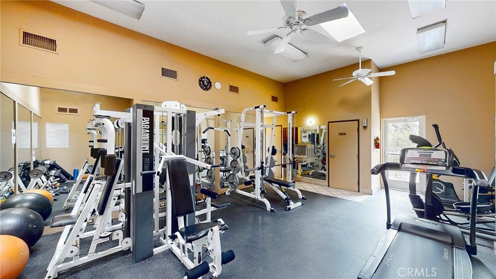 Image 28 of property listing at 4411 Los Feliz Boulevard 1007, Los Angeles, CA 90027