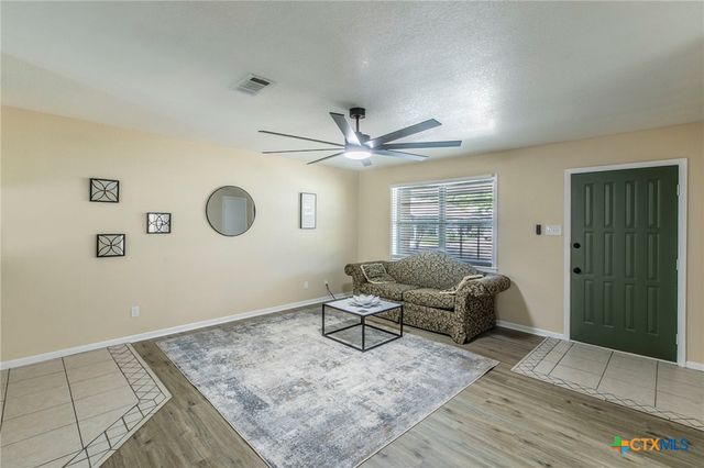 400 Bridge Street, Gatesville, TX 76528