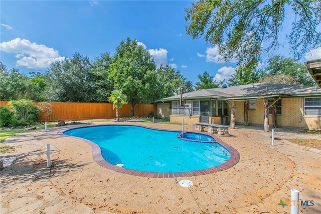 400 Bridge Street, Gatesville, TX 76528