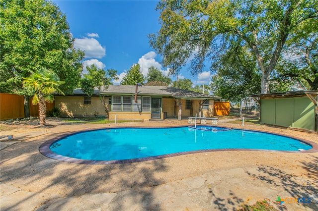 400 Bridge Street, Gatesville, TX 76528