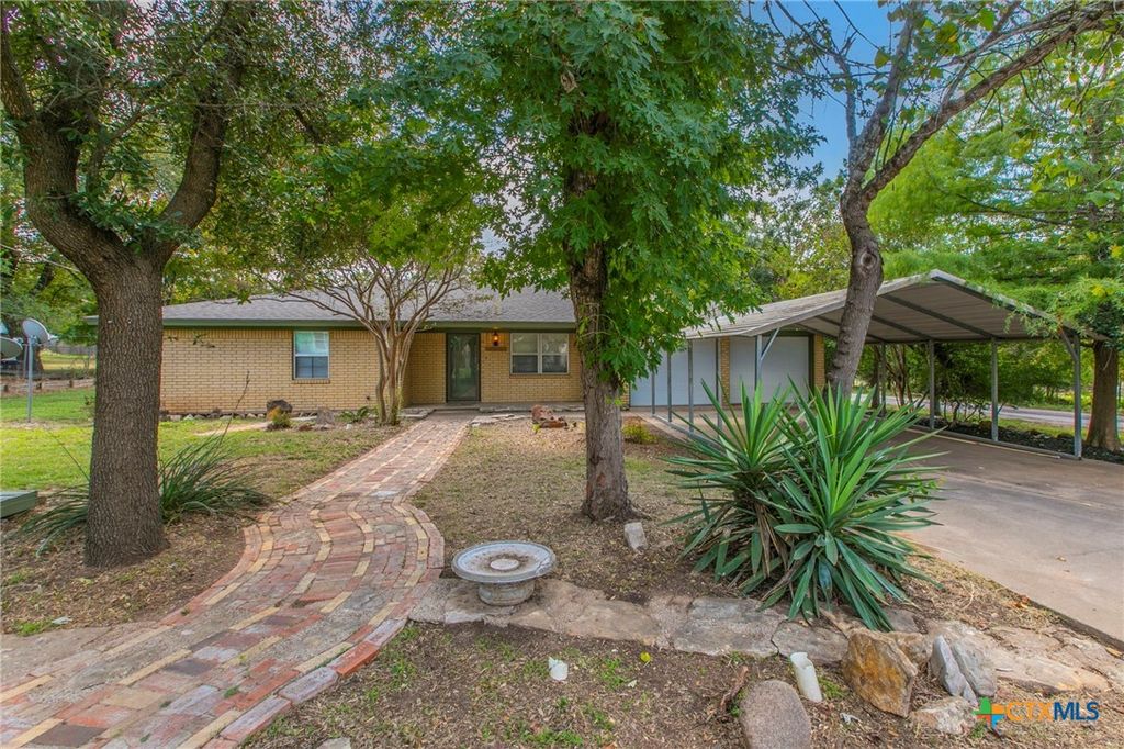 400 Bridge Street, Gatesville, TX 76528