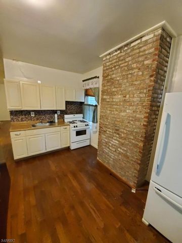 157 Myrtle Ave 2, Irvington Twp., NJ 07111