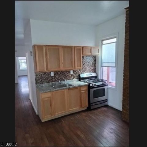 157 Myrtle Ave 2, Irvington Twp., NJ 07111
