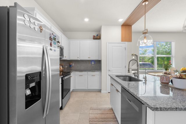 2906 Olivia Avenue, Lauderdale Lakes, FL 33311