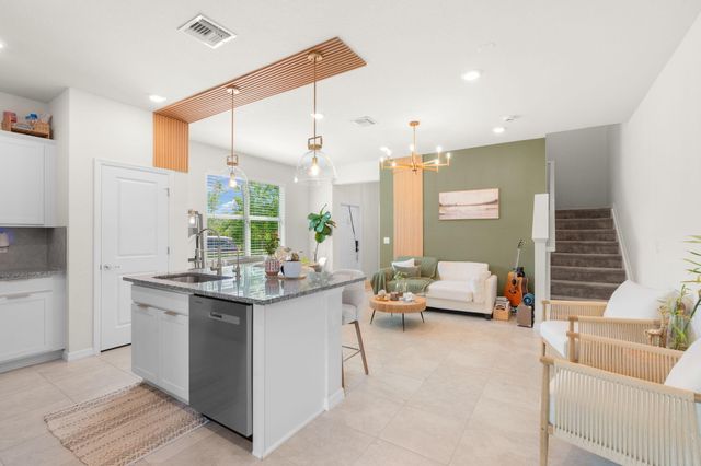 2906 Olivia Avenue, Lauderdale Lakes, FL 33311