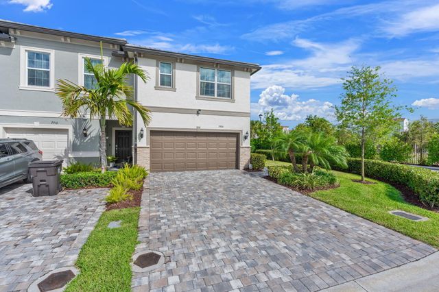 2906 Olivia Avenue, Lauderdale Lakes, FL 33311