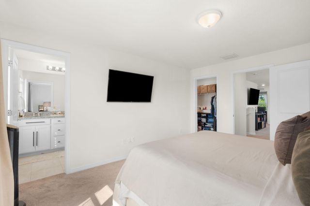 2906 Olivia Avenue, Lauderdale Lakes, FL 33311