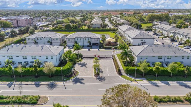 2906 Olivia Avenue, Lauderdale Lakes, FL 33311