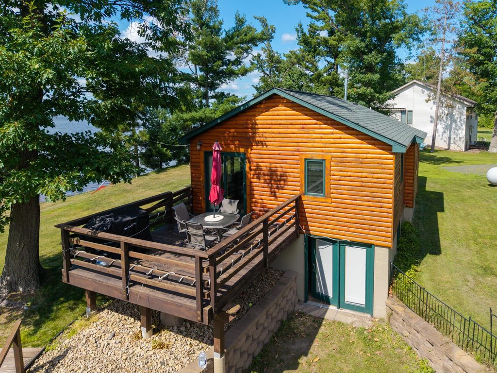 Image 8 of property listing at 671 210th Avenue, Balsam Lake, WI 54810