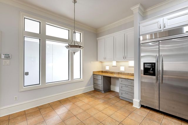 5519 Newcastle Street, Bellaire, TX 77401