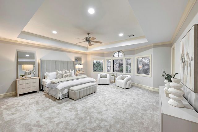 5519 Newcastle Street, Bellaire, TX 77401