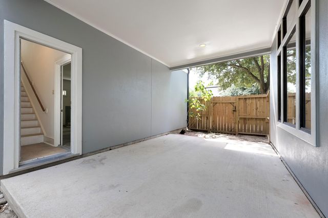 5519 Newcastle Street, Bellaire, TX 77401