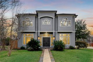 5519 Newcastle Street, Bellaire, TX 77401