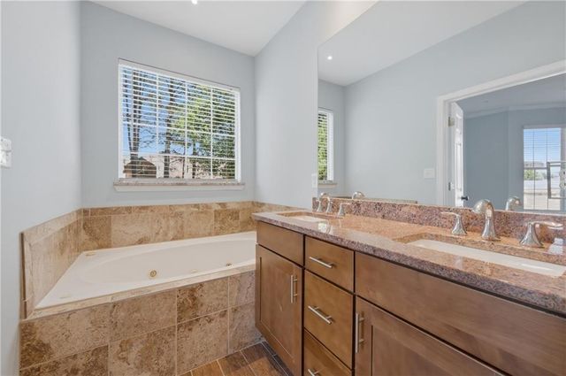 200 Renaissance Parkway NE 304, Atlanta, GA 30308