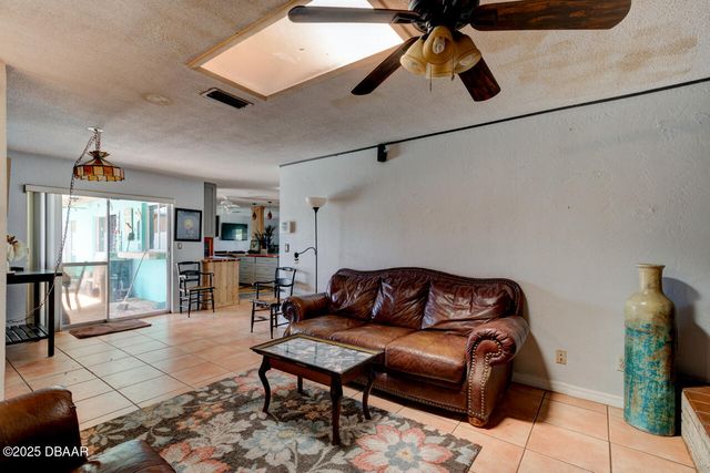 1209 Sunland Road, Daytona Beach, FL 32114