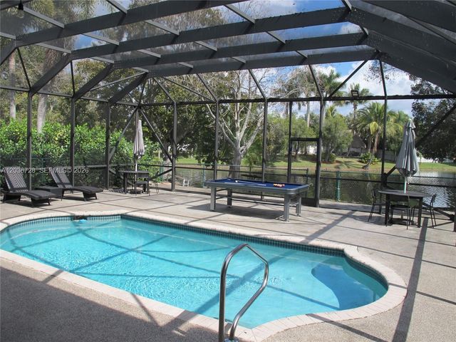 5285 NW 112th Terrace -, Coral Springs, FL 33076