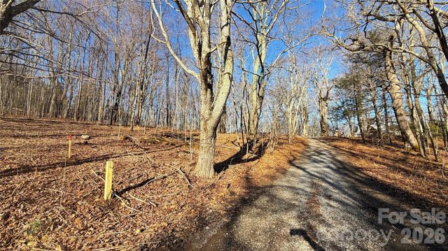 114 Eagle View Circle, Waynesville, NC 28786