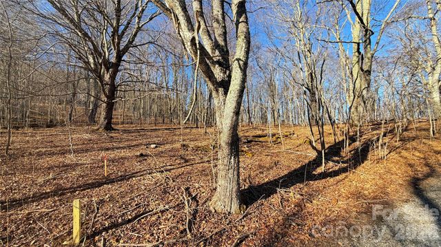 114 Eagle View Circle, Waynesville, NC 28786