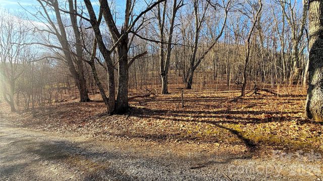 114 Eagle View Circle, Waynesville, NC 28786