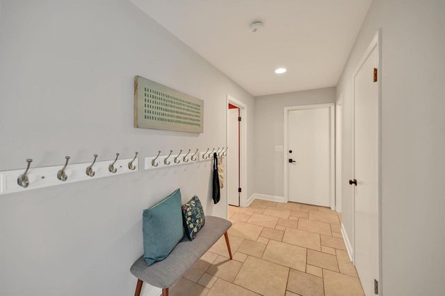 2626 W Ranch ROAD, Mequon, WI 53092