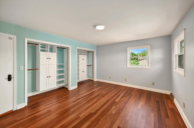 2626 W Ranch ROAD, Mequon, WI 53092