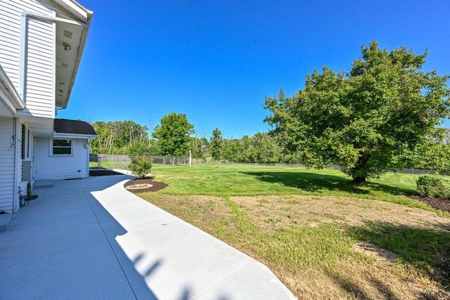 2626 W Ranch ROAD, Mequon, WI 53092