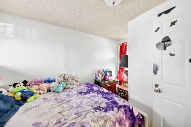 2522 E Grant Avenue, Fresno, CA 93701