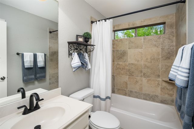 900 Foxworth Court, Allen, TX 75013