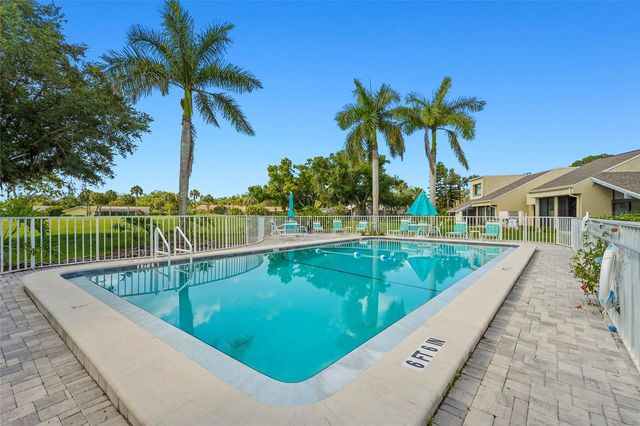 2383 LAKESIDE MEWS D3, Sarasota, FL 34235