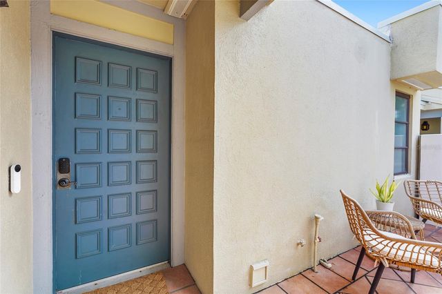 2383 LAKESIDE MEWS D3, Sarasota, FL 34235