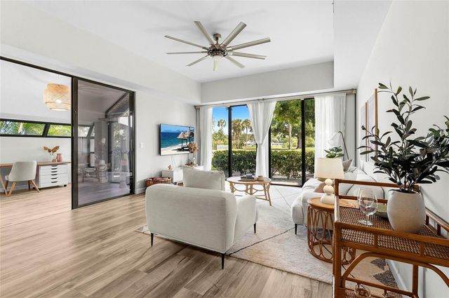 2383 LAKESIDE MEWS D3, Sarasota, FL 34235