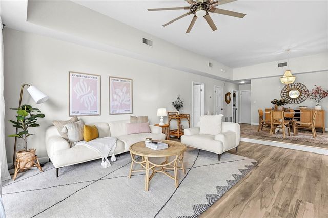 2383 LAKESIDE MEWS D3, Sarasota, FL 34235