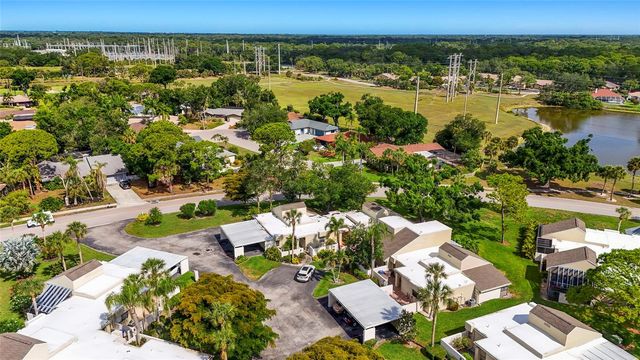 2383 LAKESIDE MEWS D3, Sarasota, FL 34235