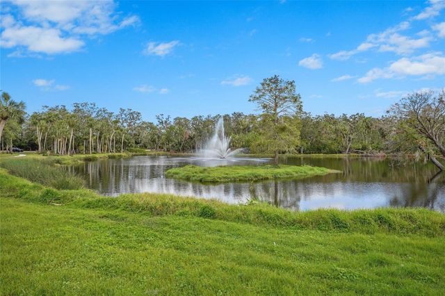 2383 LAKESIDE MEWS D3, Sarasota, FL 34235