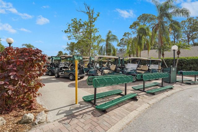 2383 LAKESIDE MEWS D3, Sarasota, FL 34235