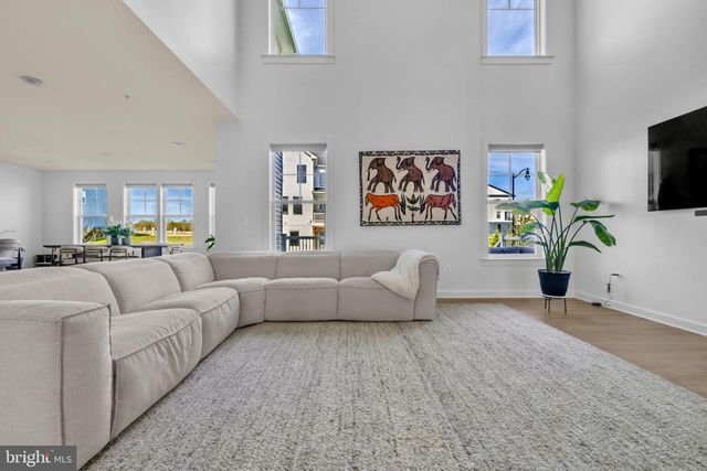 428 MEADOW CREEK DR, Bowie, MD 20716