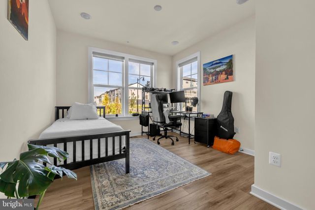 428 MEADOW CREEK DR, Bowie, MD 20716