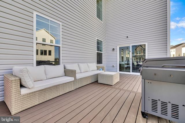 428 MEADOW CREEK DR, Bowie, MD 20716