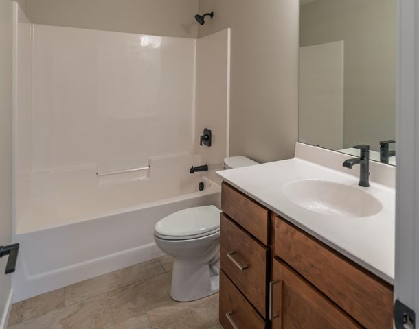 2420 15 Street SE, Rochester, MN 55904