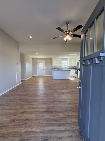 73 Dukes Park Rd, Summertown, TN 38483