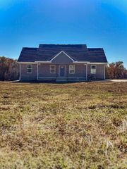 73 Dukes Park Rd, Summertown, TN 38483